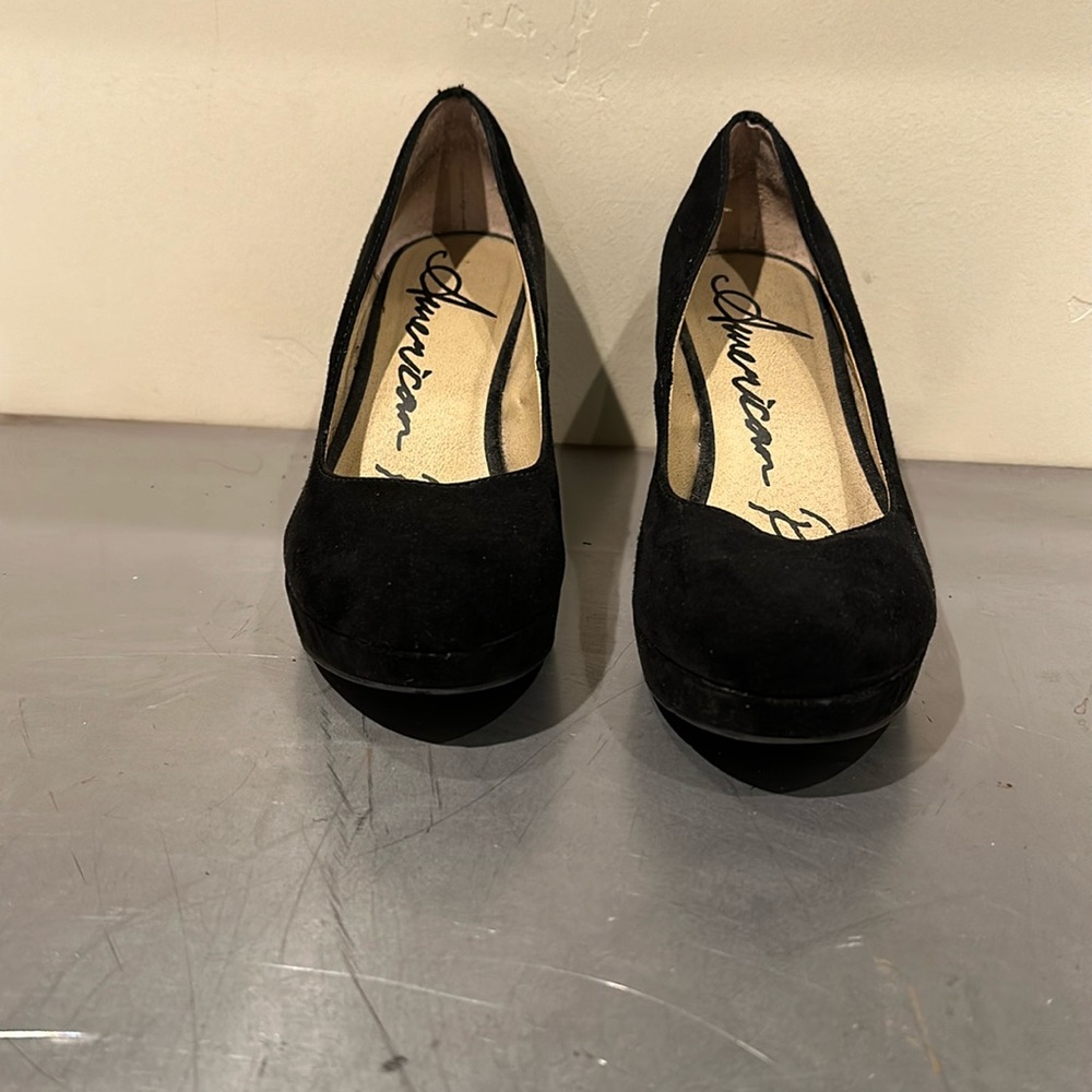 American Page Black Wedges